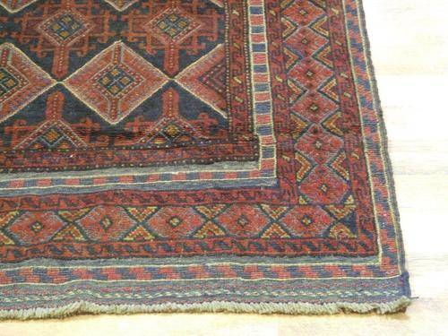 RUGS
