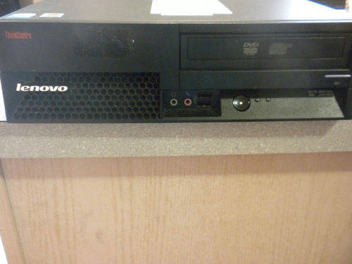 Lenovo ThinkCentre M55e 9380/3GHZ/1 GIG DDRII/80 GIG SATA/DVD RW