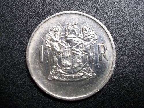 1969 S.A R1 SILVER COIN, STILL IN GOOD CONDITION !