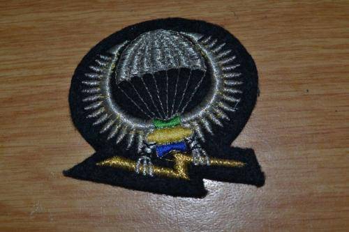 Gabon 2nd series cloth Para badge