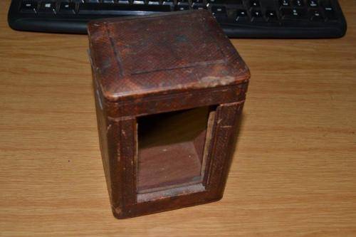 Carriage Clock carry case with Key.