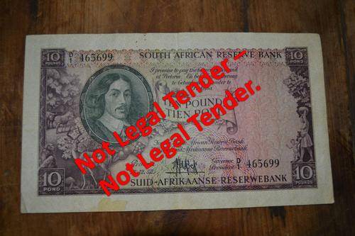South African 10 Pound banknote dated 1952