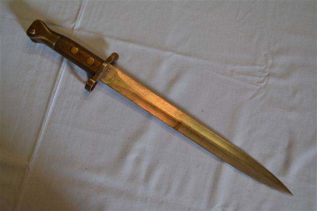British Boer War Pattern 1888 MK1 type 2 Bayonet without scabbard.