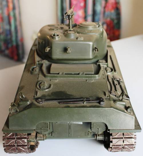 Tamiya 1/16 Sherman Tank
