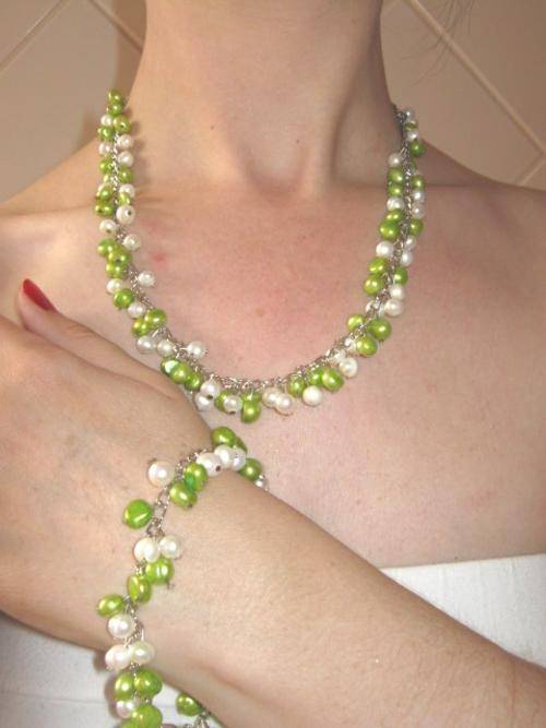 Real Green & White Cultured Pearl Necklace & Bracelet SET