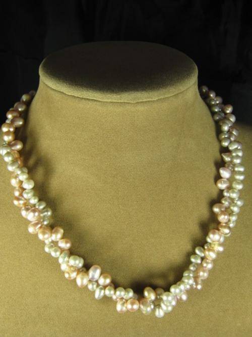 Silver & lavender freshwater pearl necklace