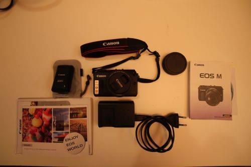 Canon EOS M Mirrorless Digital Camera & 22mm Prime/Macro Lens - LIKE NEW!