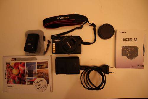 Canon EOS M Mirrorless Digital Camera & 22mm Prime/Macro Lens - LIKE NEW!