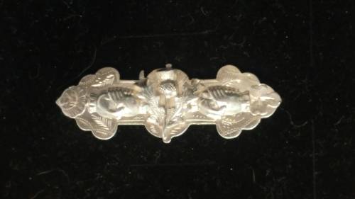 Victorian solid silver sweetheart brooch Thistle and holding hands rare circa 1893