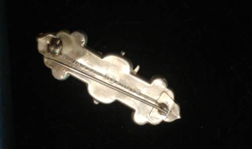 Victorian solid silver sweetheart brooch Thistle and holding hands rare circa 1893