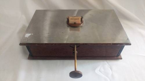 Victorian Brass balance Scale by FA Thornton and CO London / The Vikings Birmingham (1855-1910)