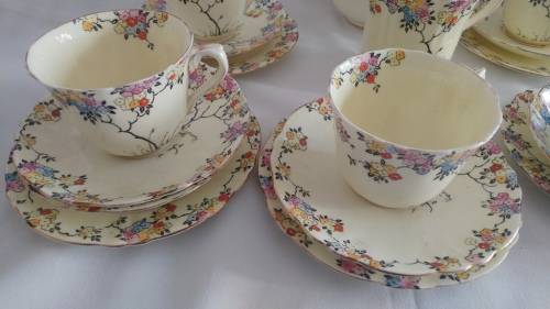 Flower power Crown Staffordshire Tea Trio