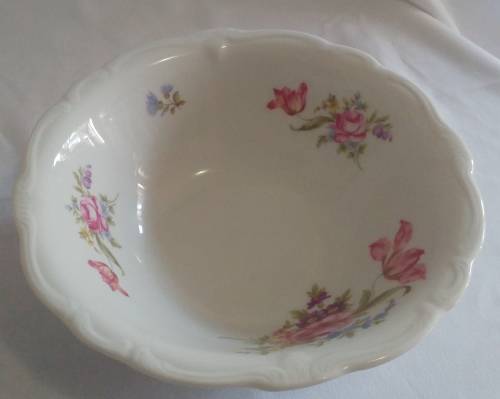 Beautiful floral Huguenot Royale Fine China collection - Salad bowl Serving bowl