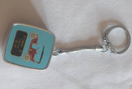 Decorative Musical Model T-Ford car wind-up music box keychain