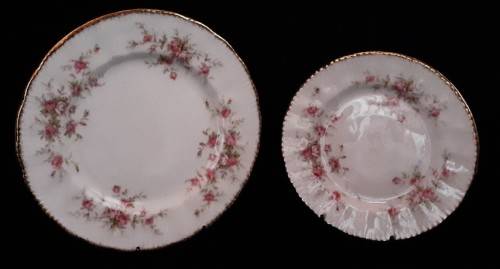 A Paragon Bone China Victoriana Rose pattern  dinner plates