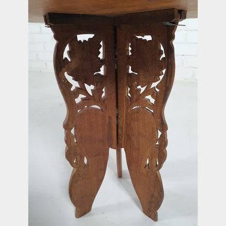 Lovely Indian carved table Sheesham wood