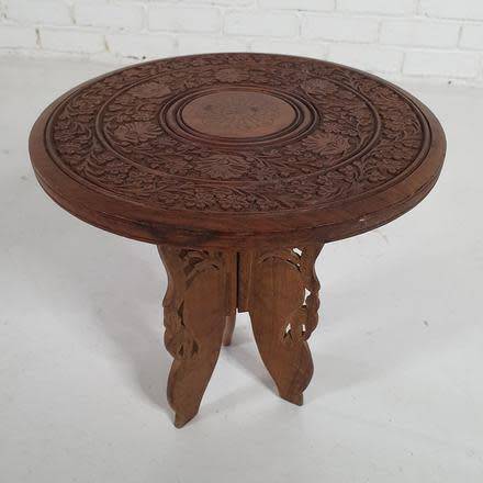Lovely Indian carved table Sheesham wood