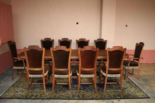 Magnificent Oak 10 Seater Dining Room set. FREE DELIVERY IN SOUTH AFRICA