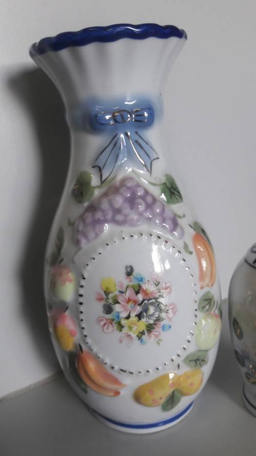 Vintage Set of two vases