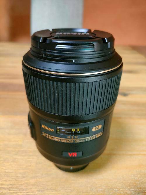 Nikon AF-S VR Micro-Nikkor 105mm f/2.8G IF-ED Lens