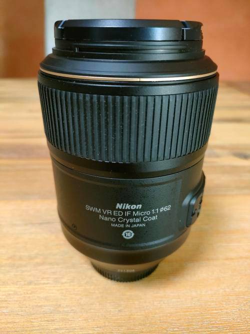 Nikon AF-S VR Micro-Nikkor 105mm f/2.8G IF-ED Lens