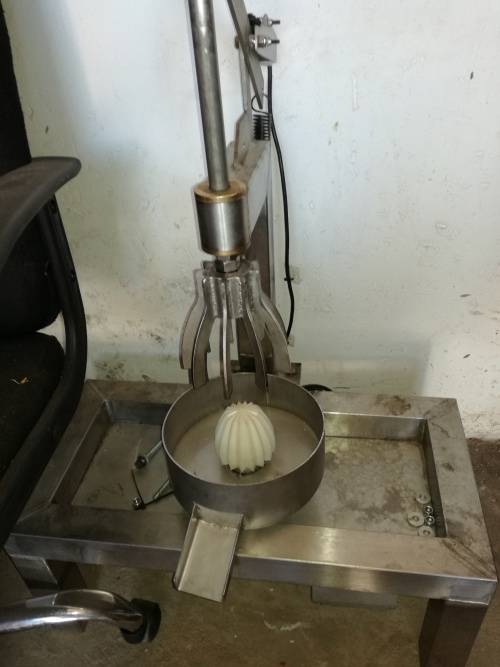 Industrial fruit juicer excellent condition