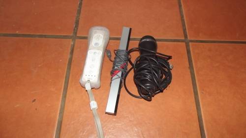 Wii Game Console, accessories and games