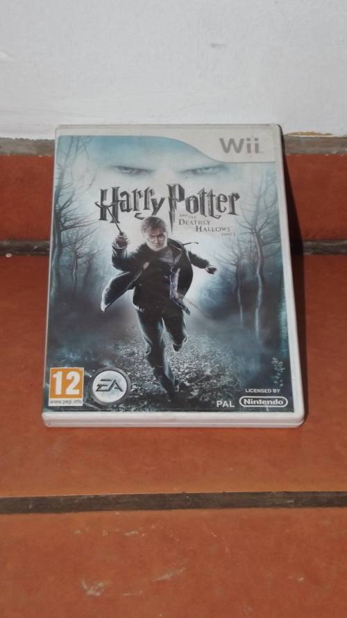 Wii Game Console, accessories and games