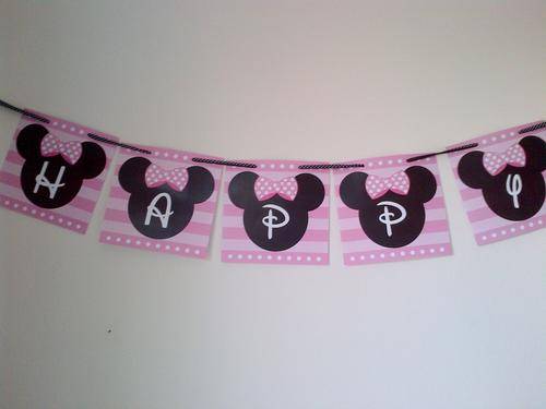 Minnie Mouse party decorations