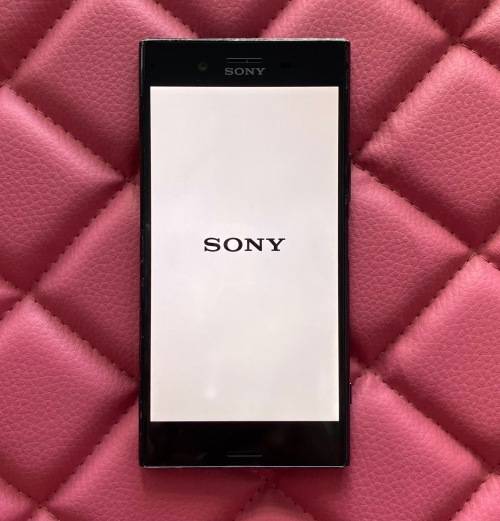 Sony Xperia XZ Premium 64GB Dual Sim G8142 Deepsea Black - Pre-owned (FREE SHIPPING)