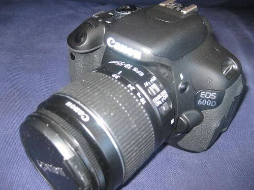 CANON EOS 600 D + 18-55 mm ef-s 1:3.5-5.6 is ii  lens