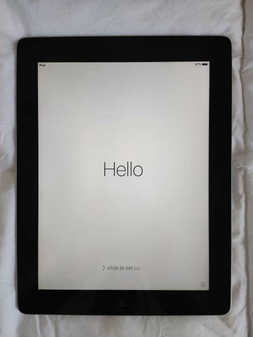 Apple iPad 2 (Wi-Fi Only) 16 GB9.7-inch (1024x768, 132 ppi)