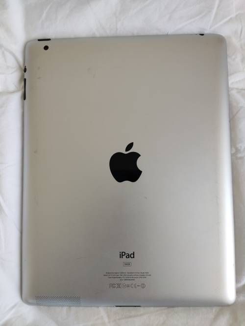Apple iPad 2 (Wi-Fi Only) 16 GB9.7-inch (1024x768, 132 ppi)