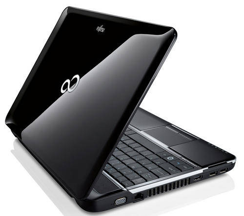 Fujitsu Lifebook AH531 ,dual core 1.5hz, 2gb ram ,320gb HDD ,win7,(R1 NO RESERVE!!!)