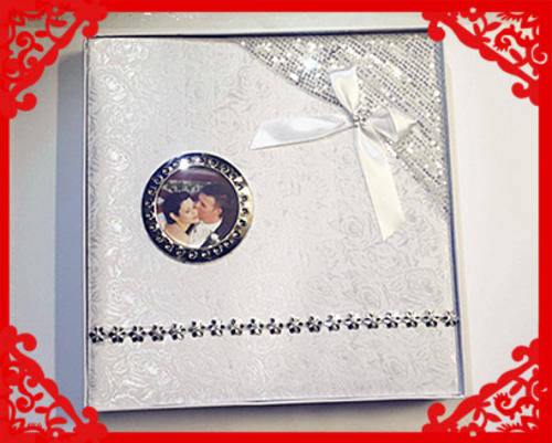 40 pages  luxury wedding photo album approximately 300 photos at factory price