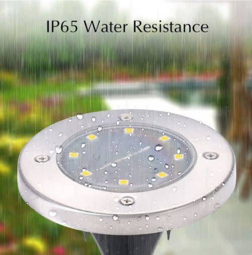 4PCS / PACK 8 LED SOLAR POWERED GROUND LIGHTS