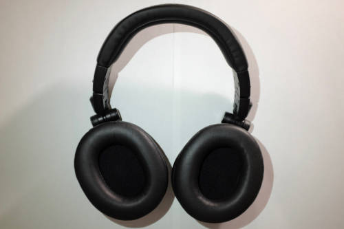 Audio-Technica ATH-M50x professional monitor headphones