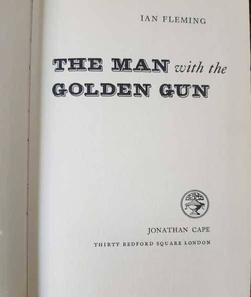 JAMES BOND IAN FLEMING