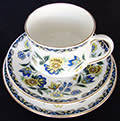 VINTAGE PARAGON `COMTESSA` TEA TRIO CUP SAUCER AND SIDE PLATE FINE BONE CHINA ENGLAND
