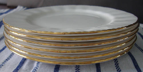 VINTAGE PARAGON 22 PIECE TEA SET