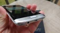 Samsung Galaxy S7 Silver. Pristine. Like New - Please only serious buyers.