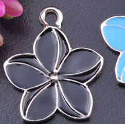 18KGP Enamel Flower Charm (Black) - 22mm