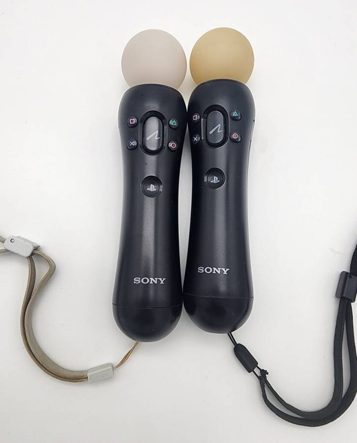 Ps 4 VR Skyrim Edition + Camera + PS Moves + 2 Games