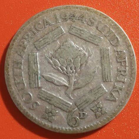 1944 - SA UNION 6 PENCE