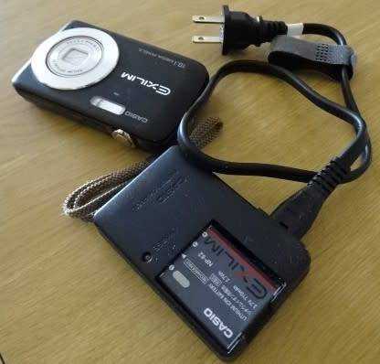 CASIO EXILIM 10.1 MEGA PIXELS DIGITAL CAMERA EX - Z33