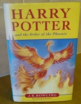HARRY POTTER AND THE ORDER OF THE PHOENIX - J K ROWLING (1 ST PUBLISHED 2003) TEEN