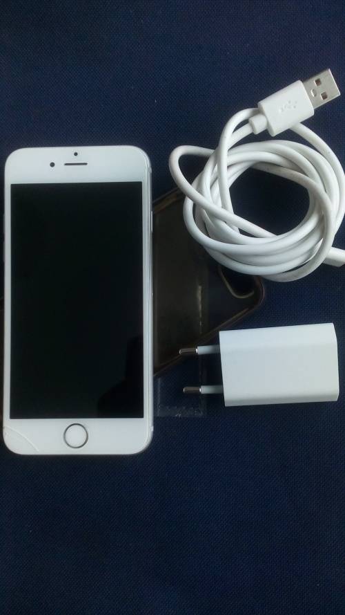 iPhone 6S 32GB Very Good Condition