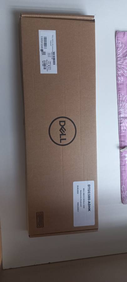 Dell S2421HN 24 in 1080p Full HD Monitor + Dell Keyboard !!