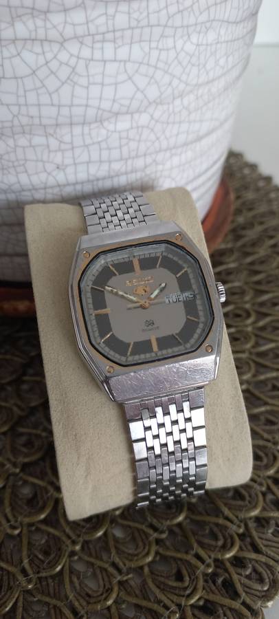 Watch Deal !! -  Vintage RARE Seiko Quartz + OCHSTIN Automatic !!