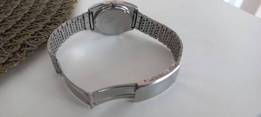 Watch Deal !! -  Vintage RARE Seiko Quartz + OCHSTIN Automatic !!